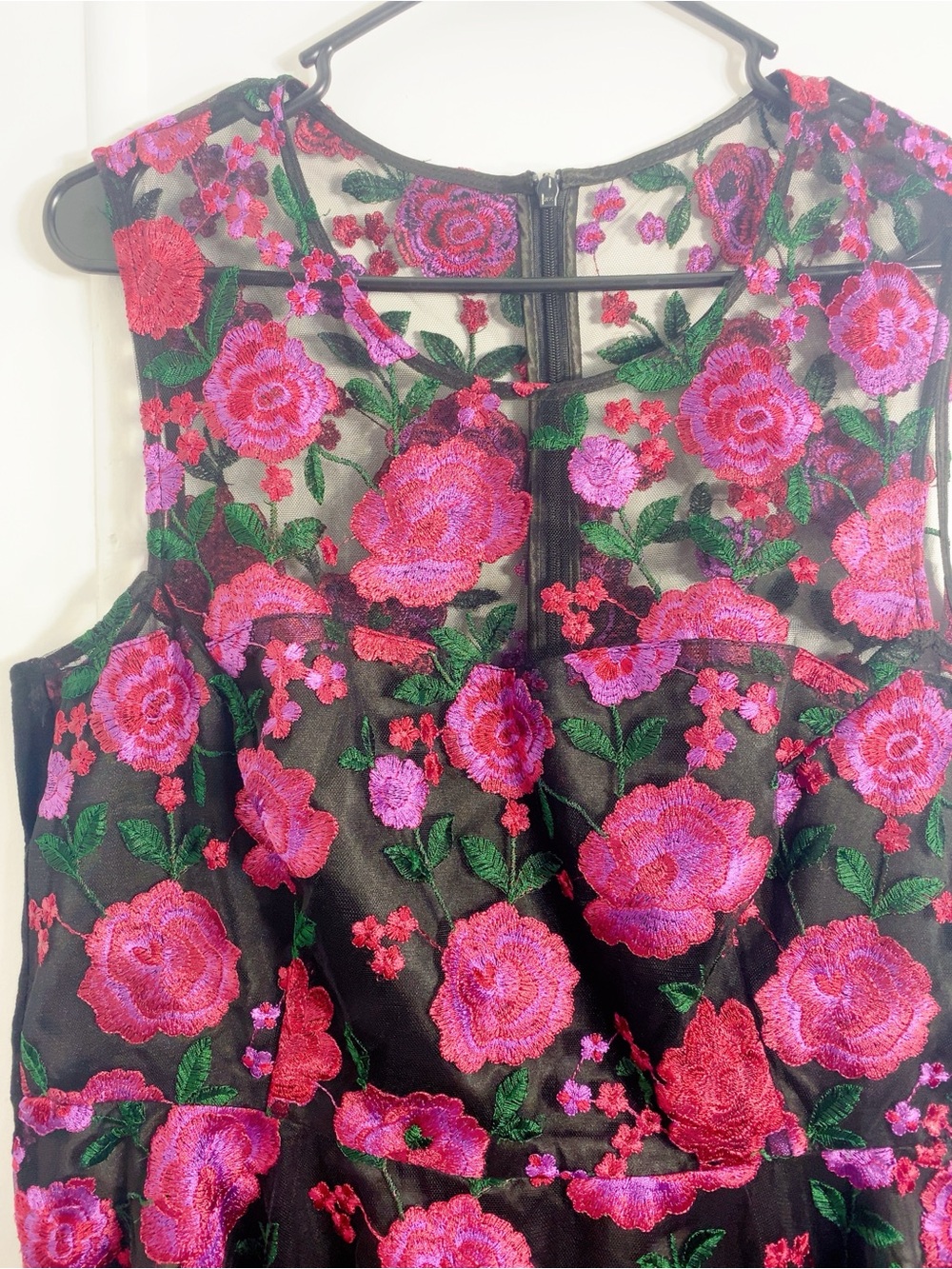 Tahari Black Sleeveless Floral Fit & Flare Dress with Pink Embroidery - Picture 4 of 6